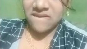 Villages bhabi's enticing visage is a dream come true