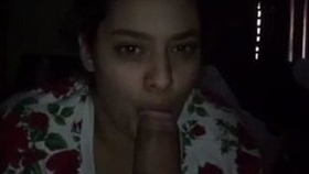 A wife from Islamabad gives a blowjob