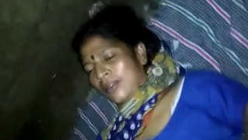 Indian village girl engages in sexual activity
