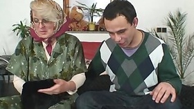 Old ma pleases a stranger