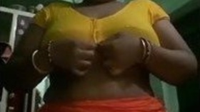 Mature south Indian bhabhi's breasts revealed