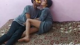 Indian College Student Wakes Up To Suck His Dick And Fuck With Desi Sperm On Her Face Full Hindi Porn Video