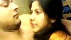 Desi teen poses for a special XXX shooting with fucking her