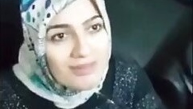 an aunt in a hijabi sucks
