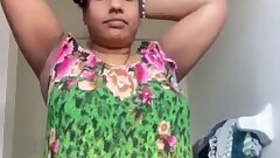 Desi the village aunt with a beautiful body