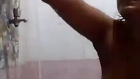 Horny mature auntie bathing video