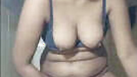 Sexy Indian Girl Wanking Vdo
