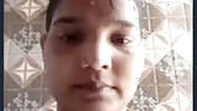 Desi Hot Bhabhi Bathing In
